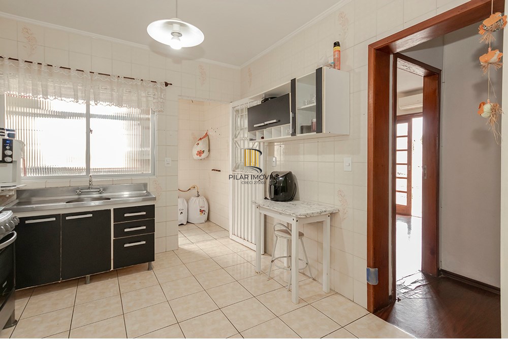 Casa 3 dormitórios no bairro Vila Jardim