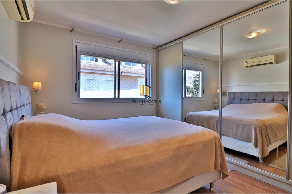 Casa de Condomínio 3 dormitórios no bairro São Sebastião