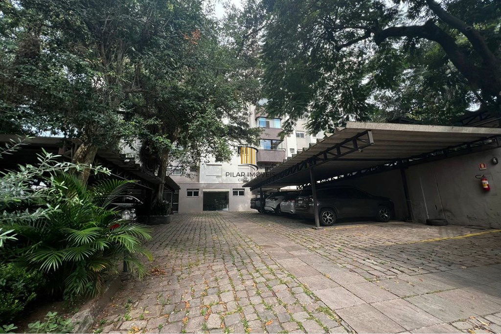 Apartamento 3 dormitórios no bairro Azenha