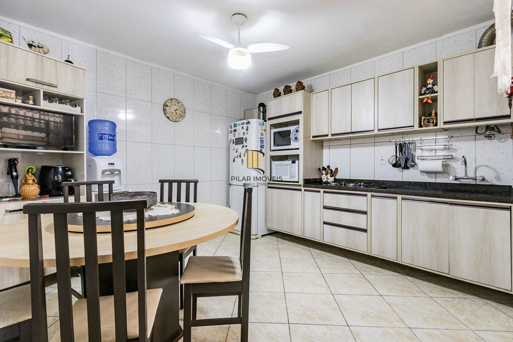 Casa 3 dormitórios no bairro Santa Maria Goretti