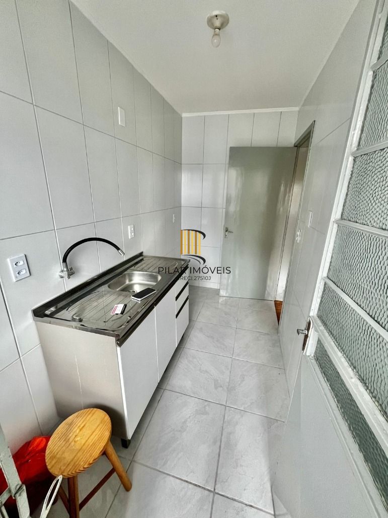 01 dormitório, 42 m² de frente no Passo da Areia