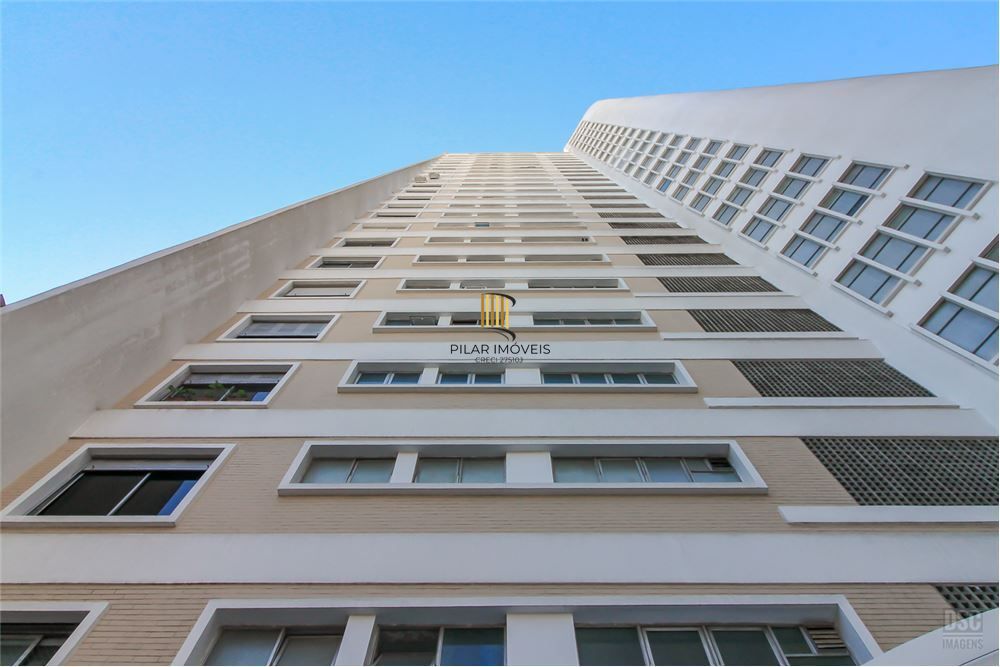 Apartamento 4 dormitórios no bairro Centro Histórico