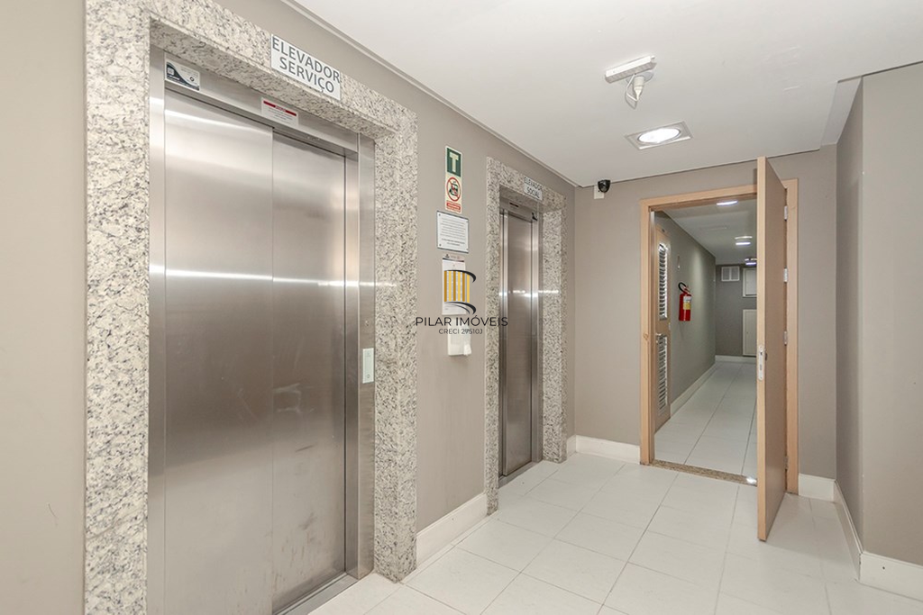 Apartamento 2 dormitórios no bairro Camaquã