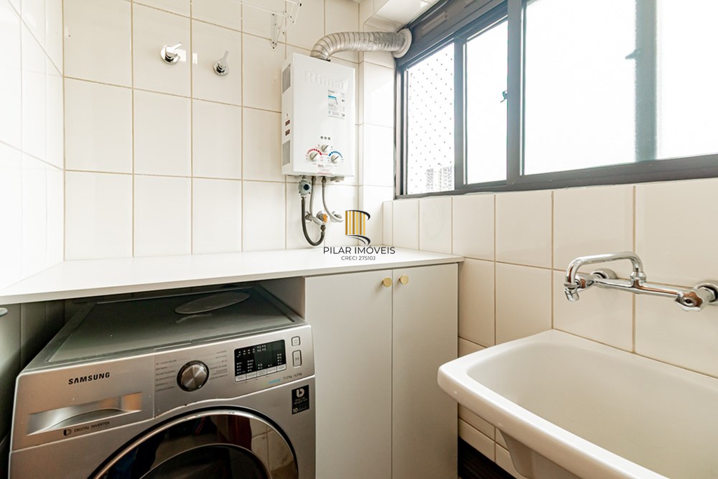 Apartamento 3 dormitórios no bairro Menino Deus