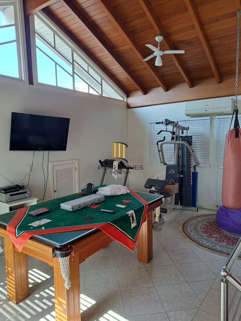 Casa 4 dormitórios no bairro Cristal