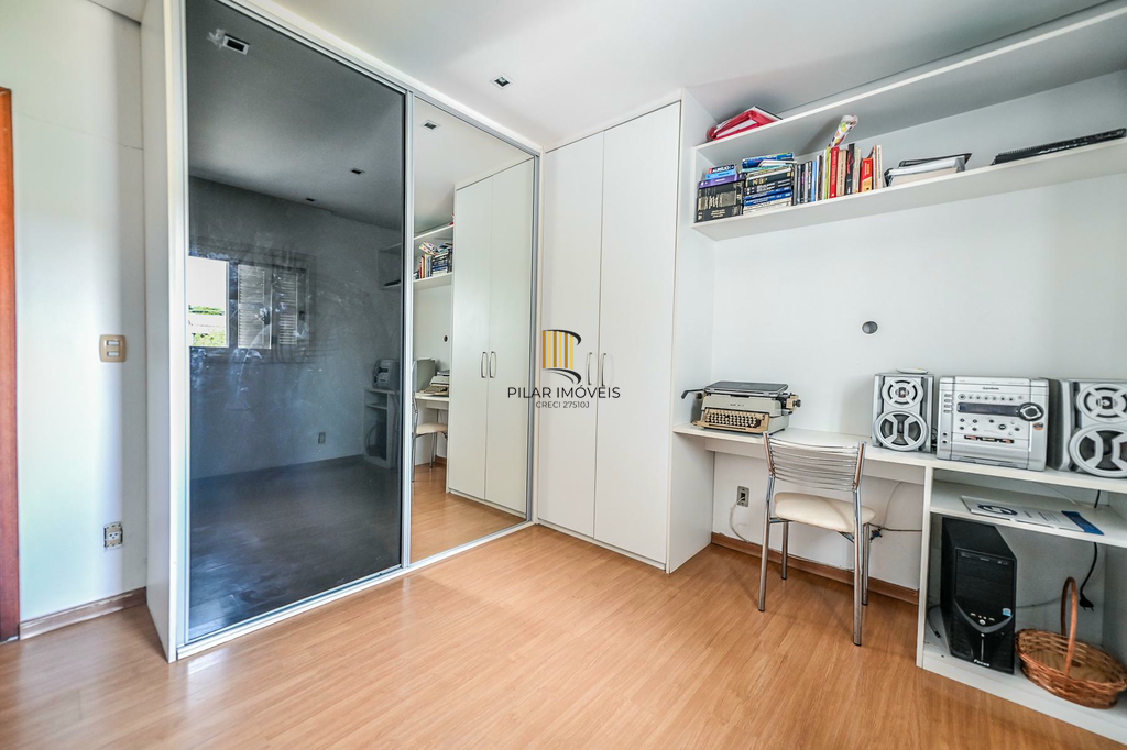 Casa 3 dormitórios no bairro Jardim Itu