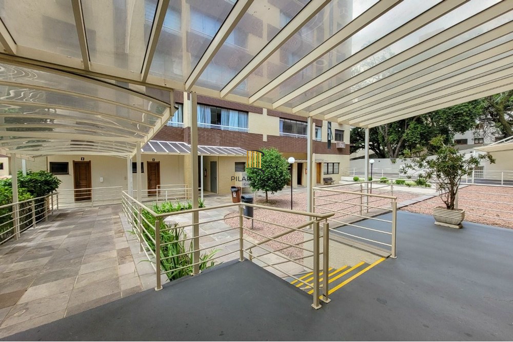 Apartamento 3 dormitórios no bairro Menino Deus