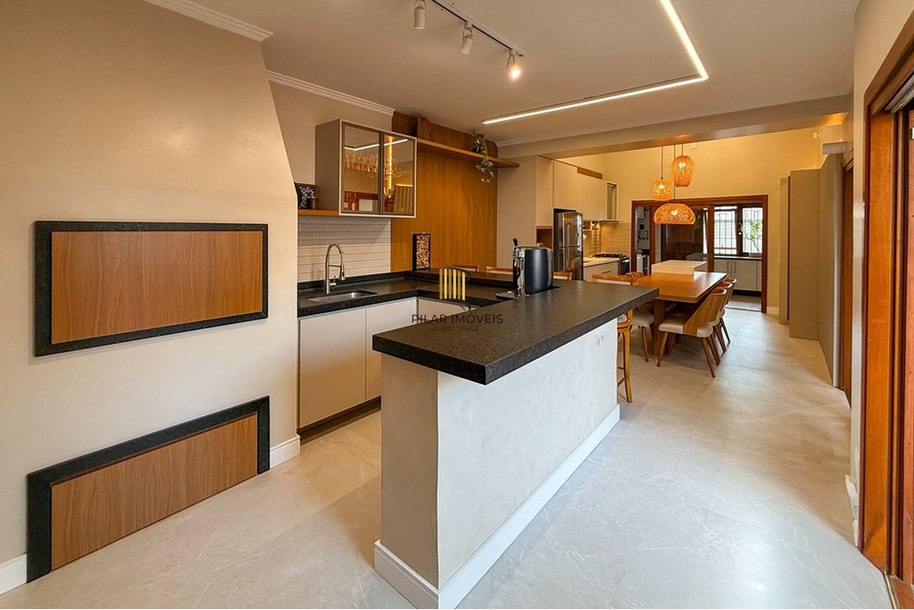 Casa 4 dormitórios no bairro Marechal Rondon