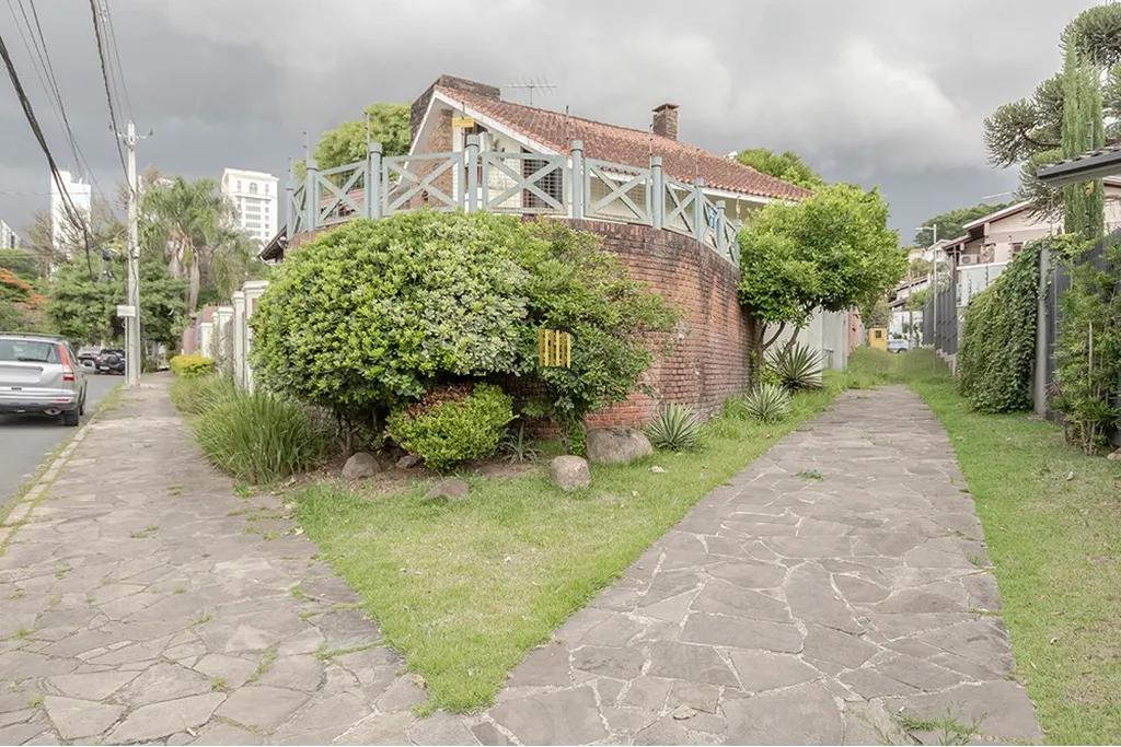 Casa 4 dormitórios no bairro Boa Vista