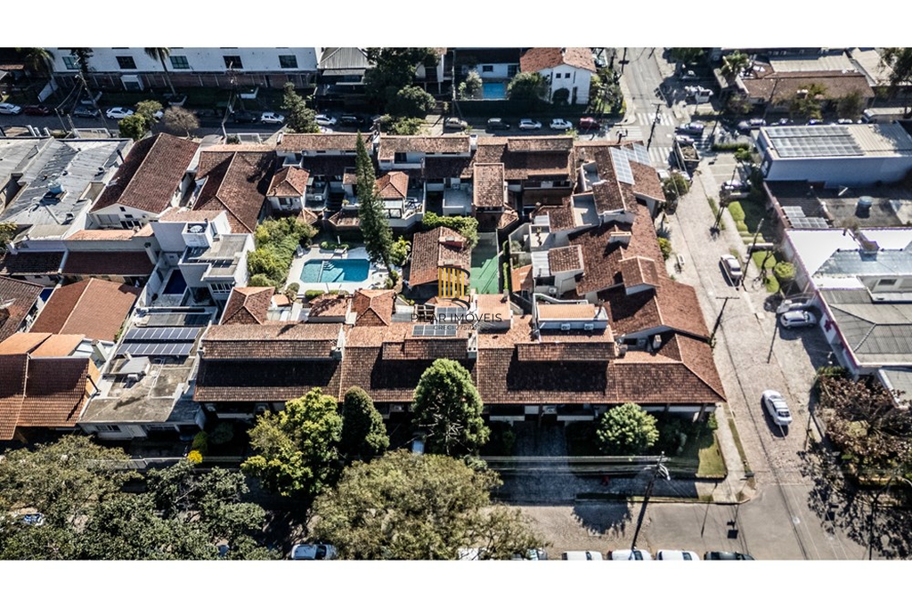 Casa de Condomínio 4 dormitórios no bairro Três Figueiras