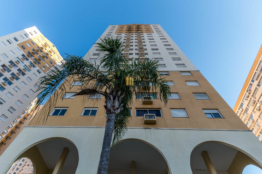 Apartamento 3 dormitórios no bairro Partenon