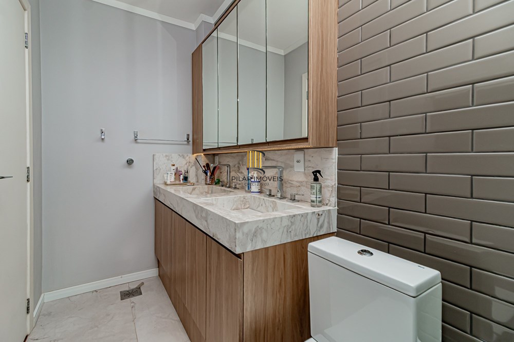 Apartamento 3 dormitórios no bairro Petrópolis