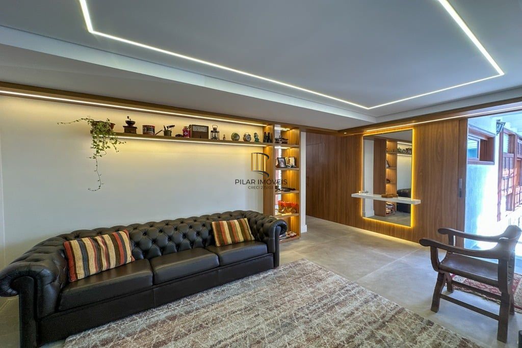 Casa 3 dormitórios no bairro Três Figueiras
