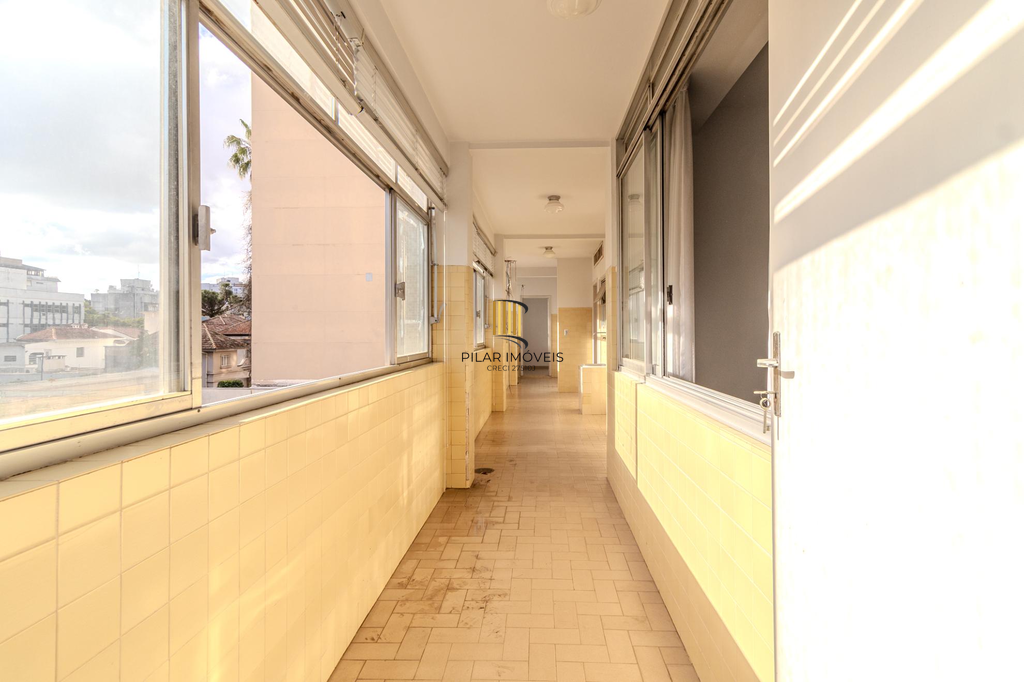 Apartamento 4 dormitórios no bairro Moinhos de Vento