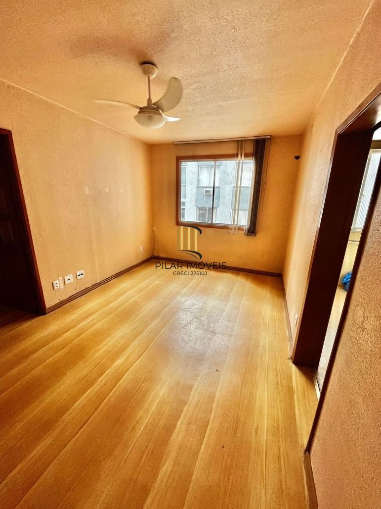 Apartamento 2 dormitórios no bairro Vila Ipiranga