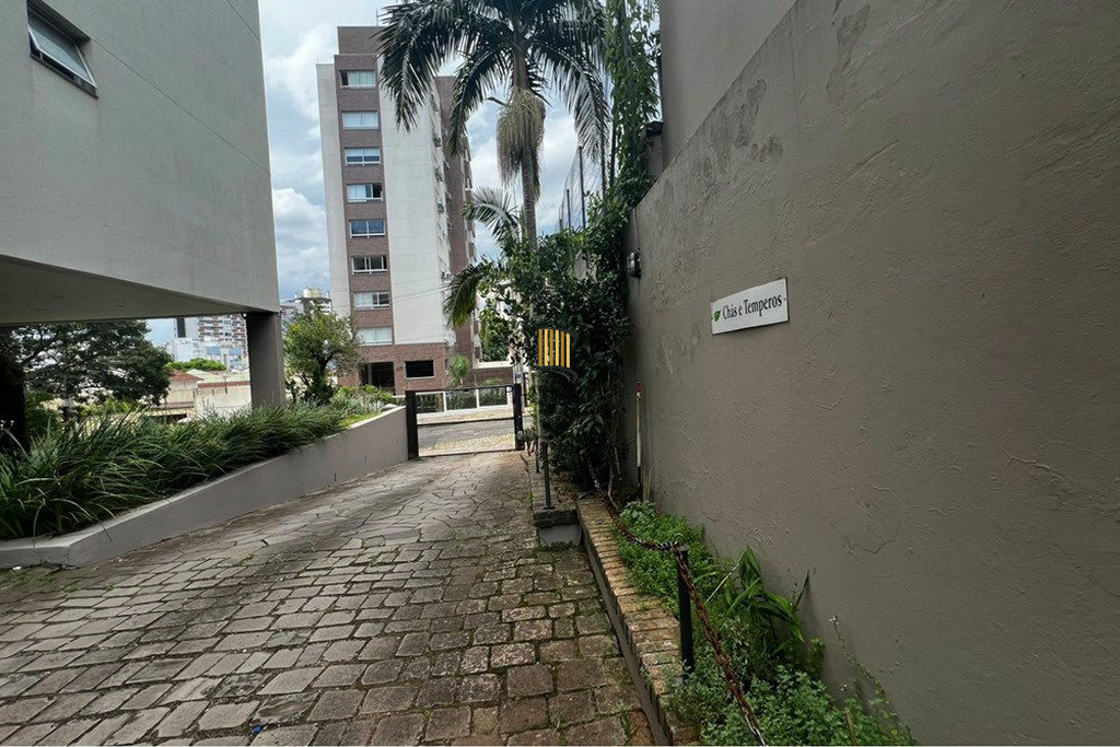 Apartamento 3 dormitórios no bairro Azenha