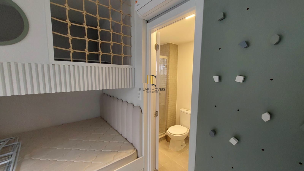 Apartamento 3 dormitórios no bairro Menino Deus
