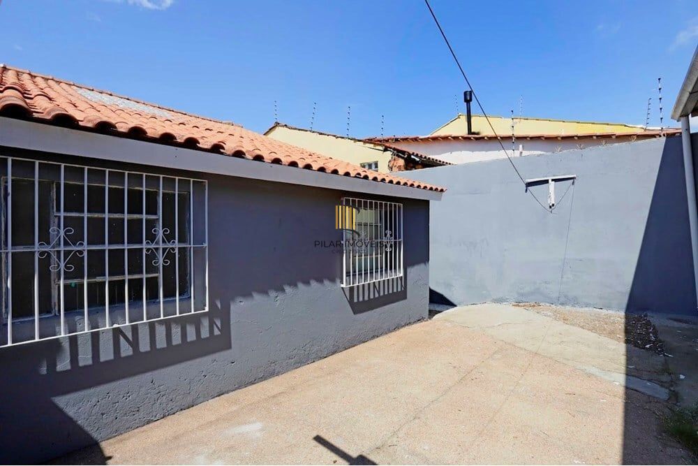 Casa 2 dormitórios no bairro Jardim Algarve