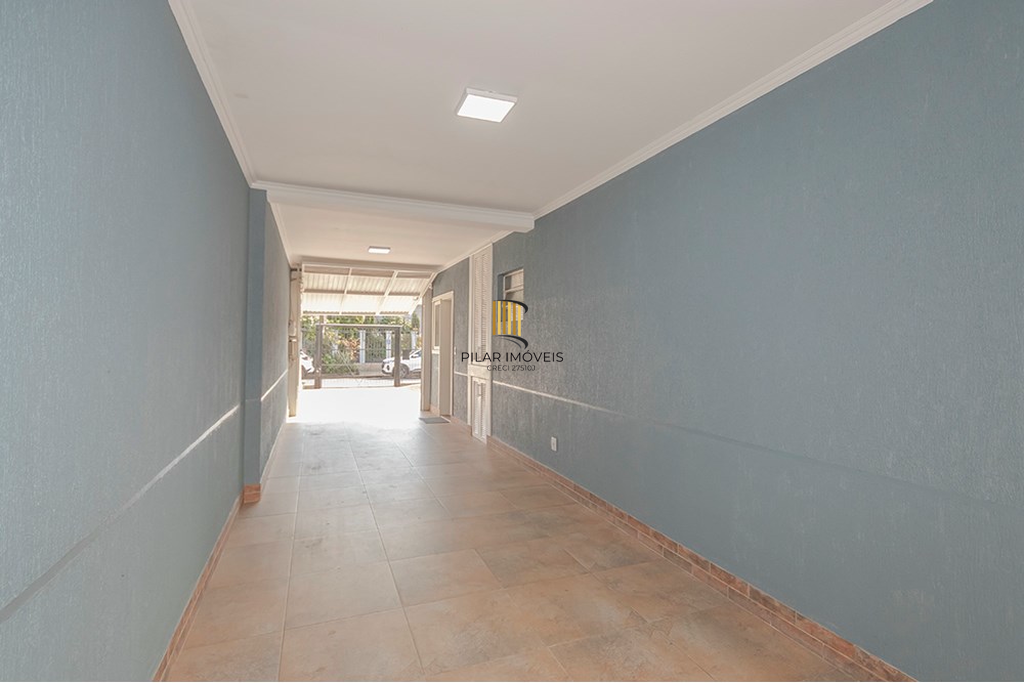 Casa 3 dormitórios no bairro Sarandi