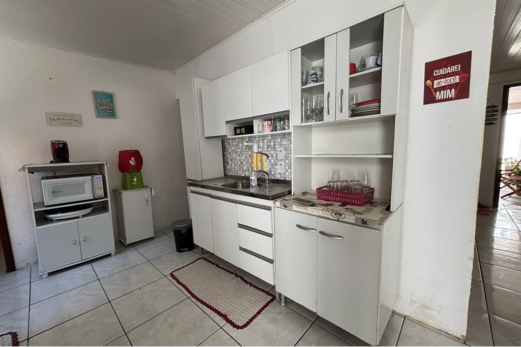 Casa 2 dormitórios no bairro Guajuviras