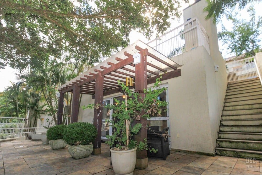 Casa de Condomínio 3 dormitórios no bairro Vila Conceição