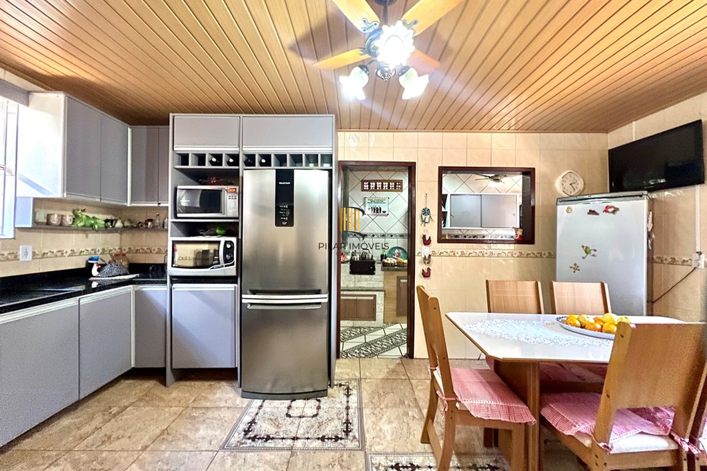 Casa 4 dormitórios no bairro Estância Velha