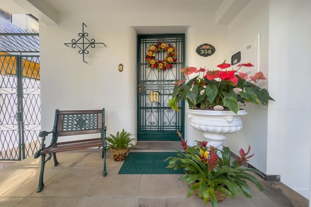Casa 3 dormitórios no bairro Petrópolis