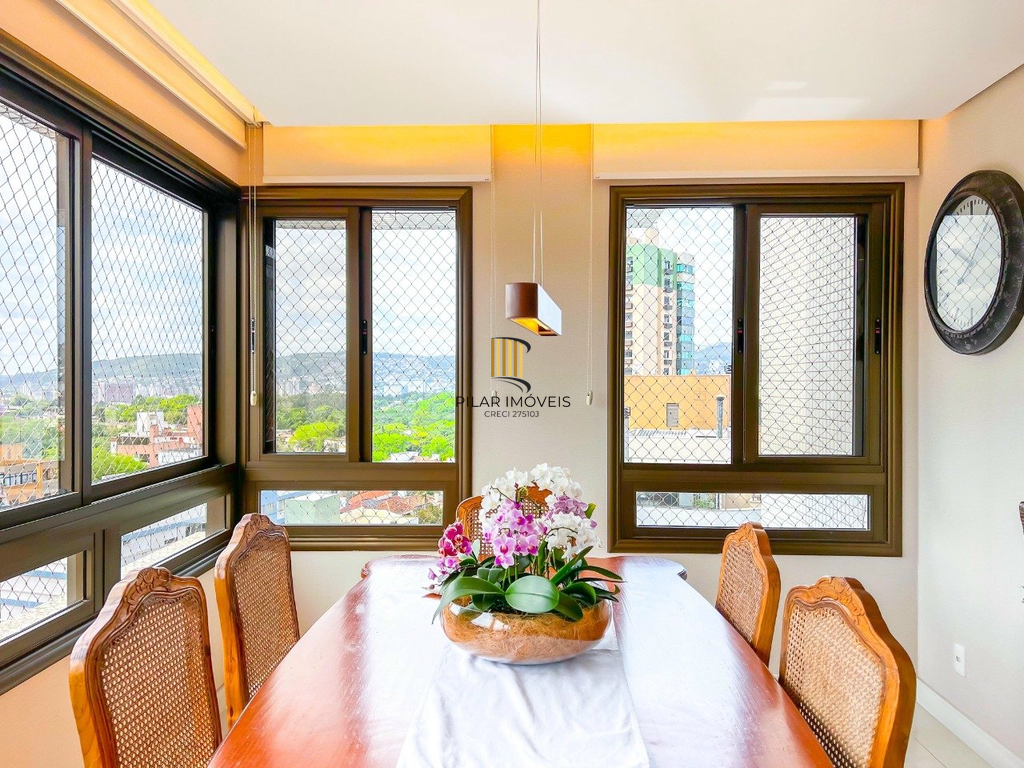 Apartamento 3 dormitórios no bairro Petrópolis