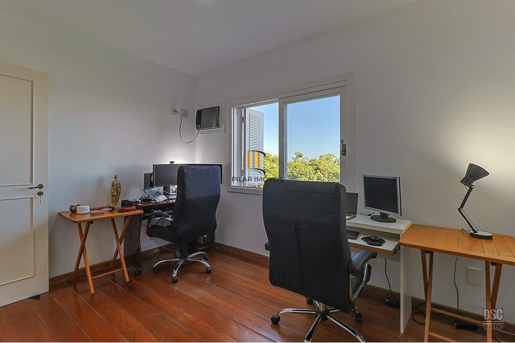 Casa de Condomínio 3 dormitórios no bairro Vila Conceição