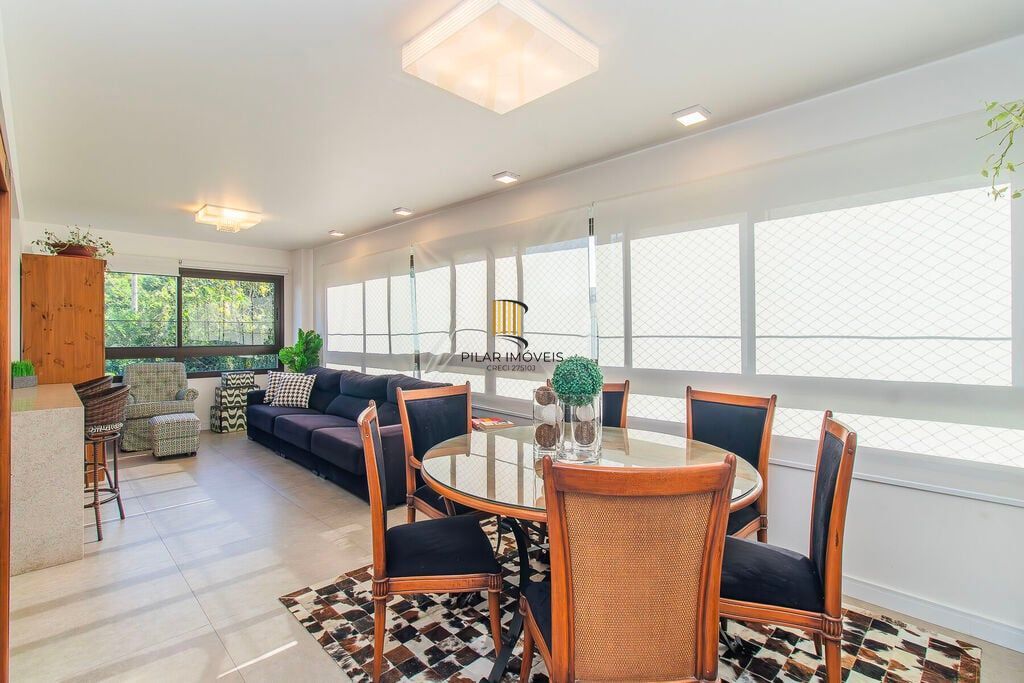 Apartamento 3 dormitórios no bairro Menino Deus