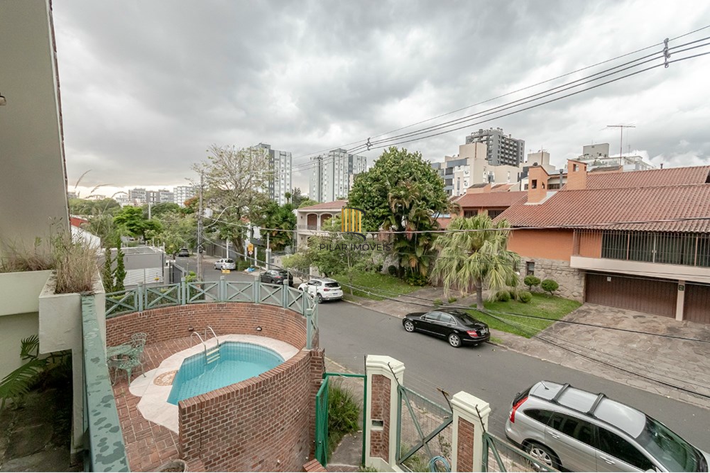 Casa 4 dormitórios no bairro Boa Vista