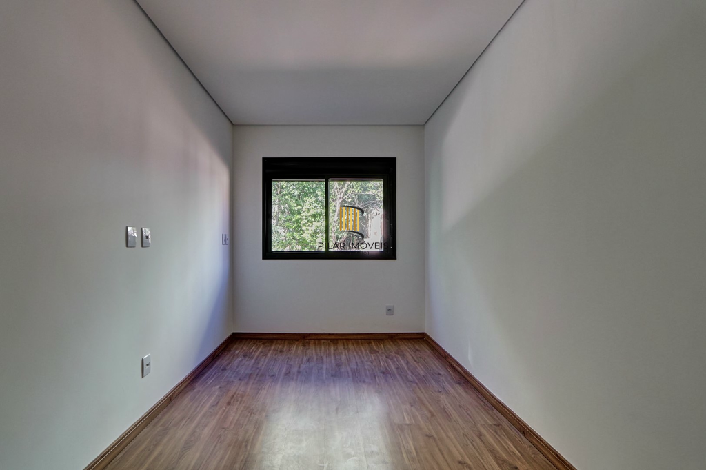 Casa 3 dormitórios no bairro Chácara das Pedras