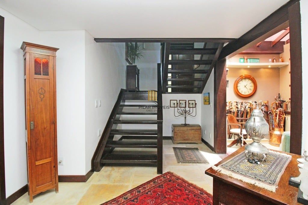 Casa de Condomínio 4 dormitórios no bairro Santa Tereza