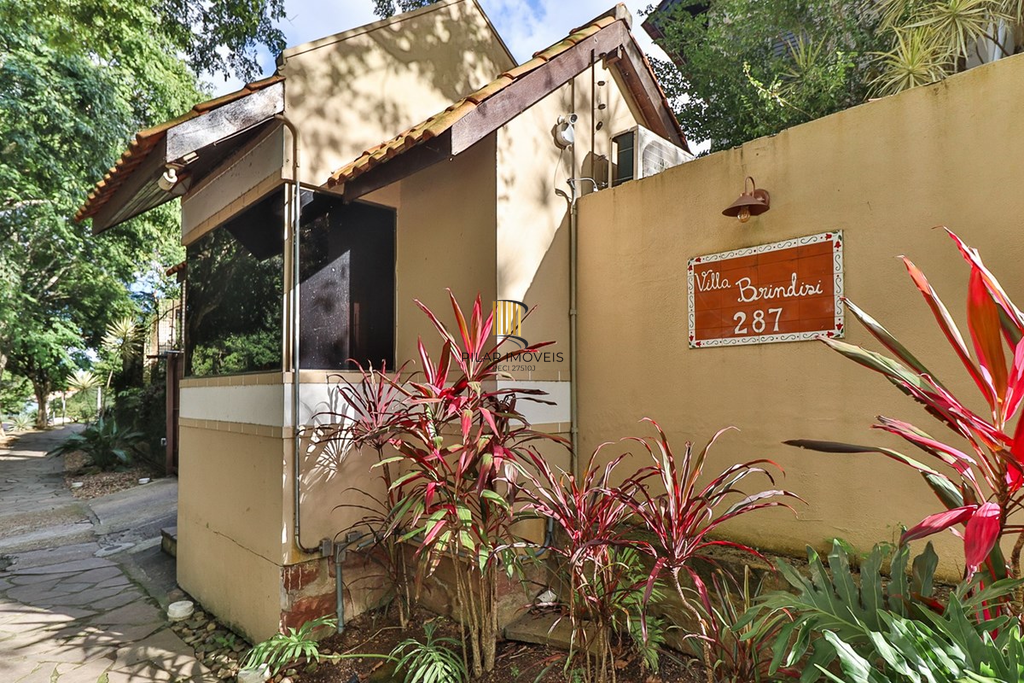 Casa de Condomínio 3 dormitórios no bairro Jardim Itu
