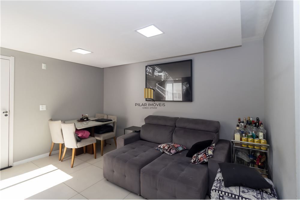 Apartamento 2 dormitórios no bairro Lomba do Pinheiro