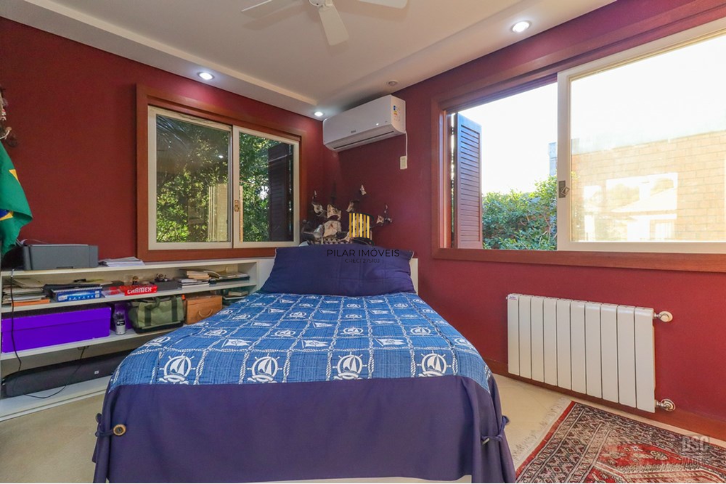 Casa de Condomínio 4 dormitórios no bairro Tristeza