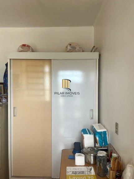 Apto de 02 dorm + dep, 02 banhos, sala, cozinha, área,  junto ao viaduto Obirici