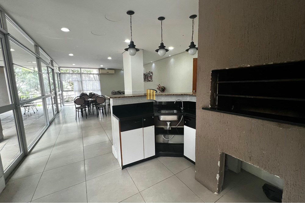 Apartamento 3 dormitórios no bairro Azenha