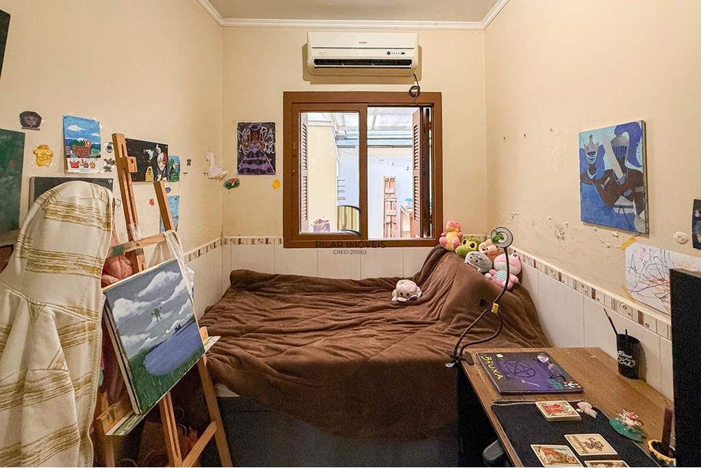 Casa 3 dormitórios no bairro Niterói