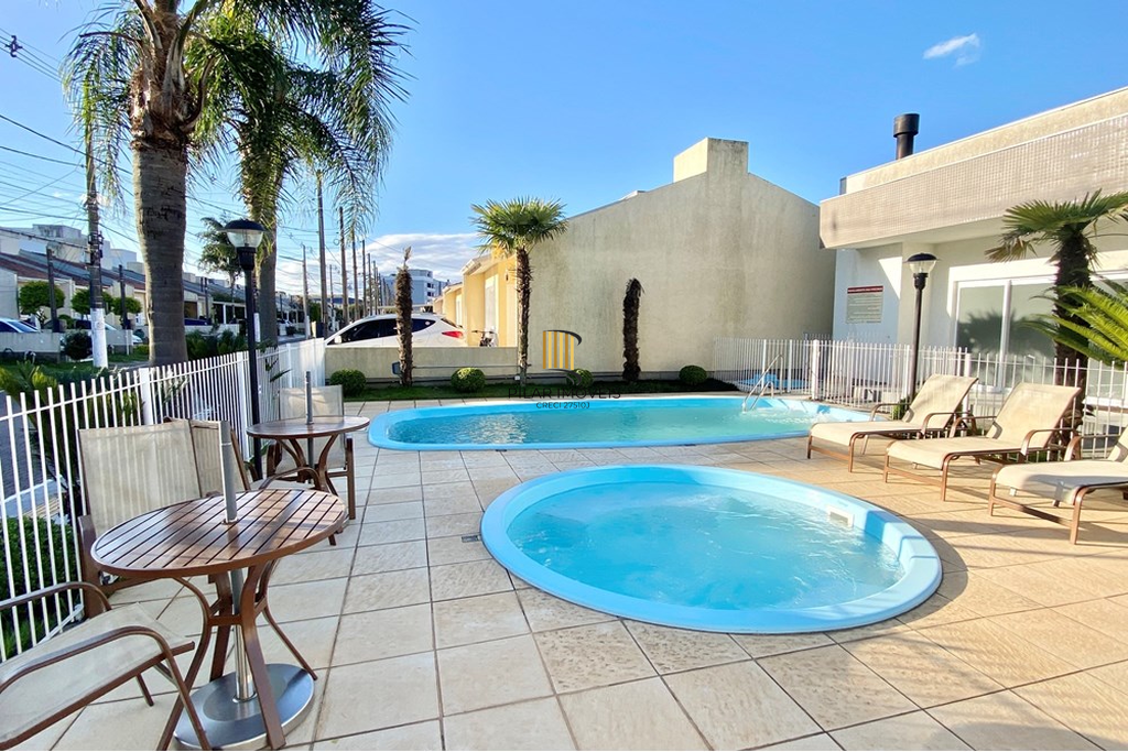 Casa de Condomínio 2 dormitórios no bairro Olaria