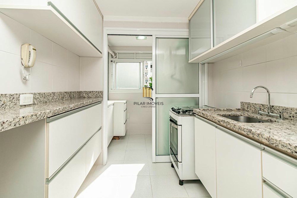 Apartamento 2 dormitórios no bairro Passo da Areia