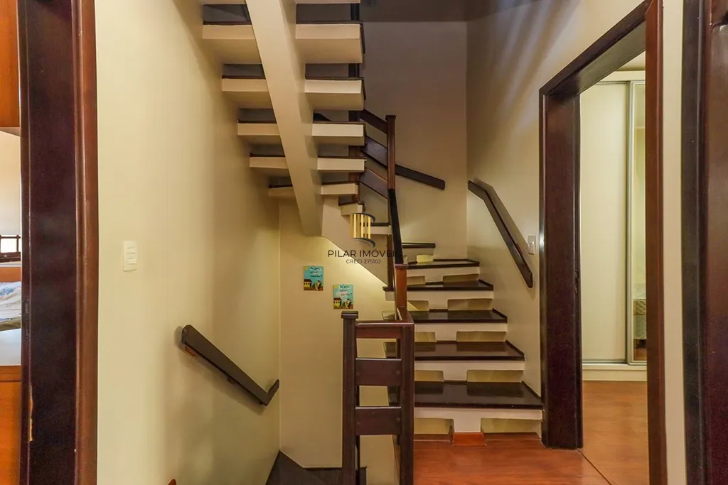 Casa 3 dormitórios no bairro Sarandi