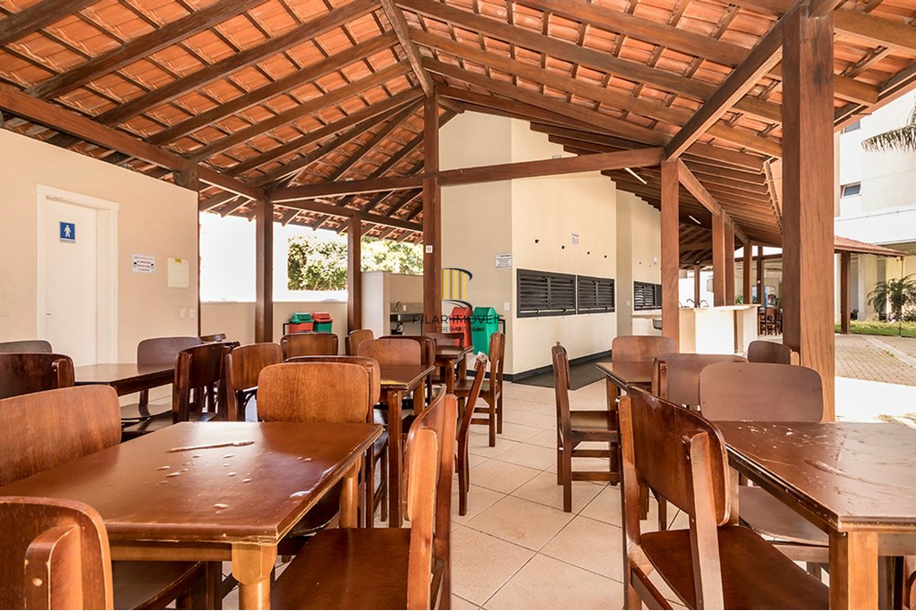 Apartamento 2 dormitórios no bairro Vila Ipiranga