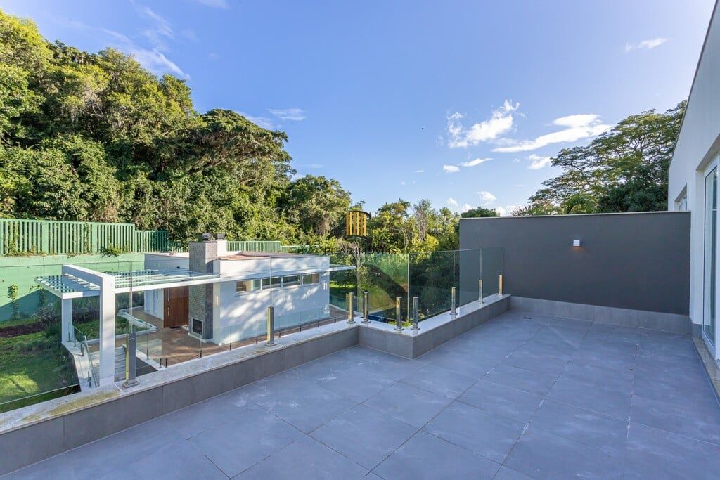 Casa de Condomínio 3 dormitórios no bairro Pedra Redonda