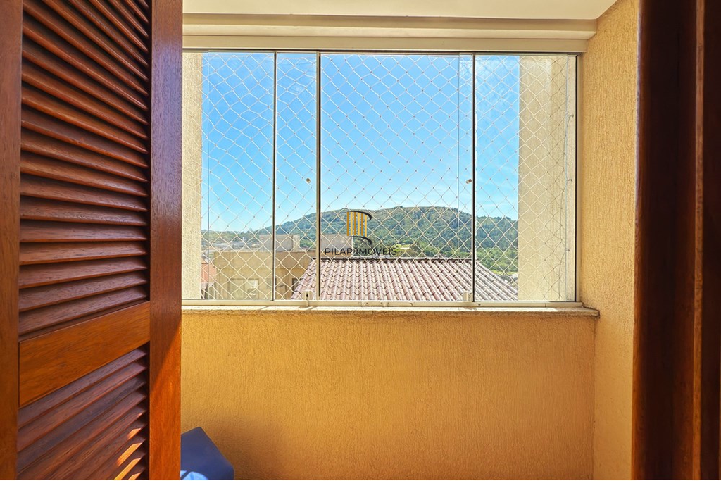 Casa 4 dormitórios no bairro Aberta dos Morros