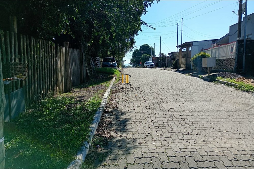 Terreno no bairro Piratini