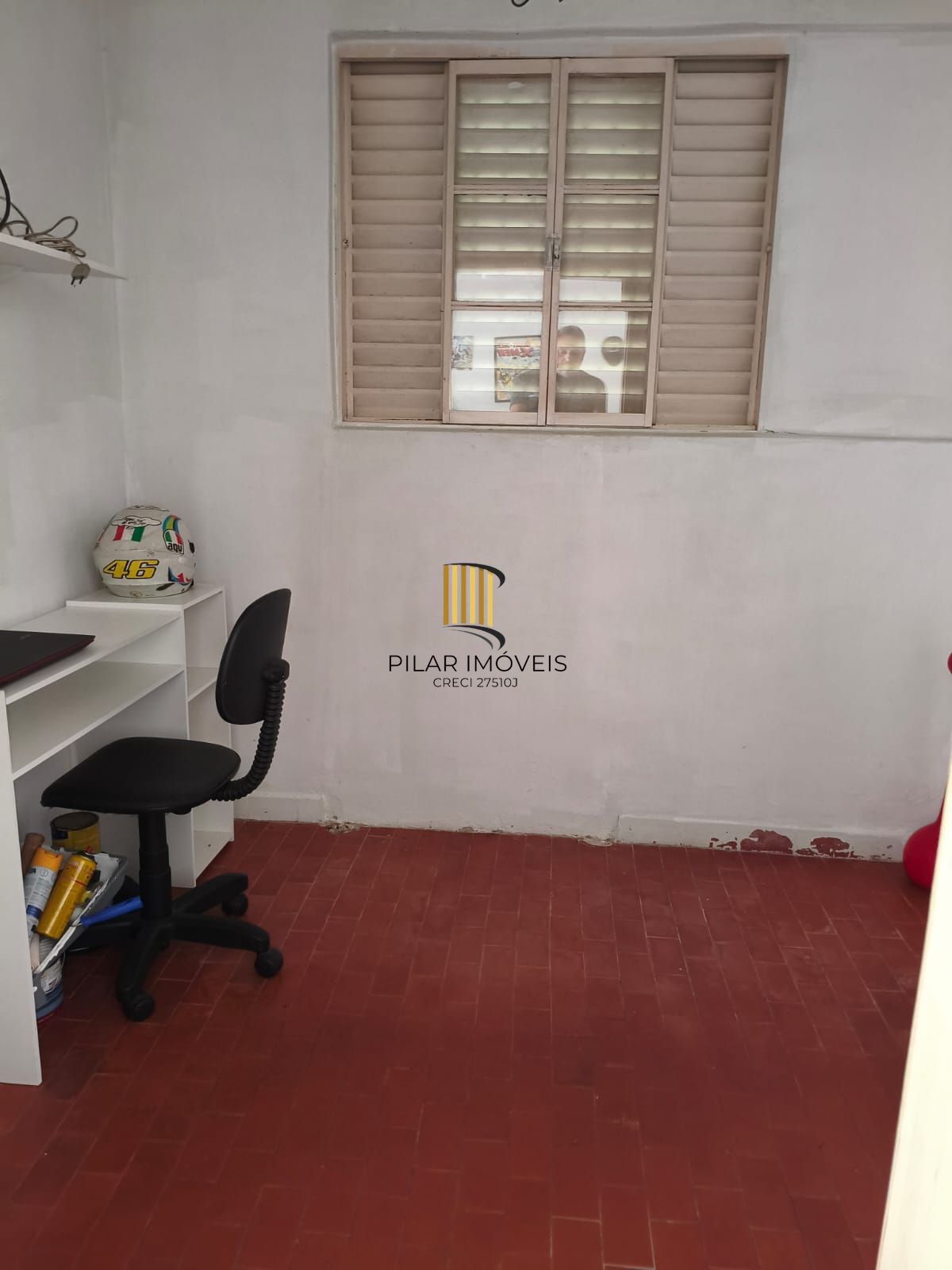 Casa com 80 m2 de área construída, 03 dorm, sala estar/jantar, cozinha, pátio