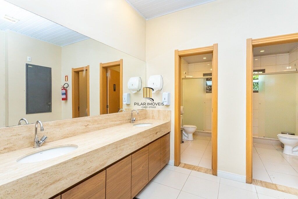 Apartamento 2 dormitórios no bairro Três Figueiras