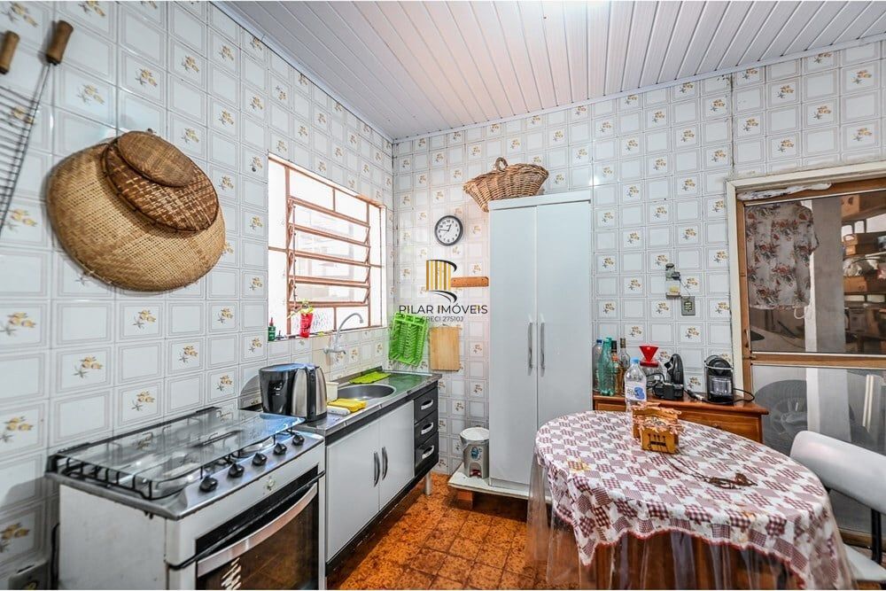 Casa de Condomínio 4 dormitórios no bairro Santa Tereza