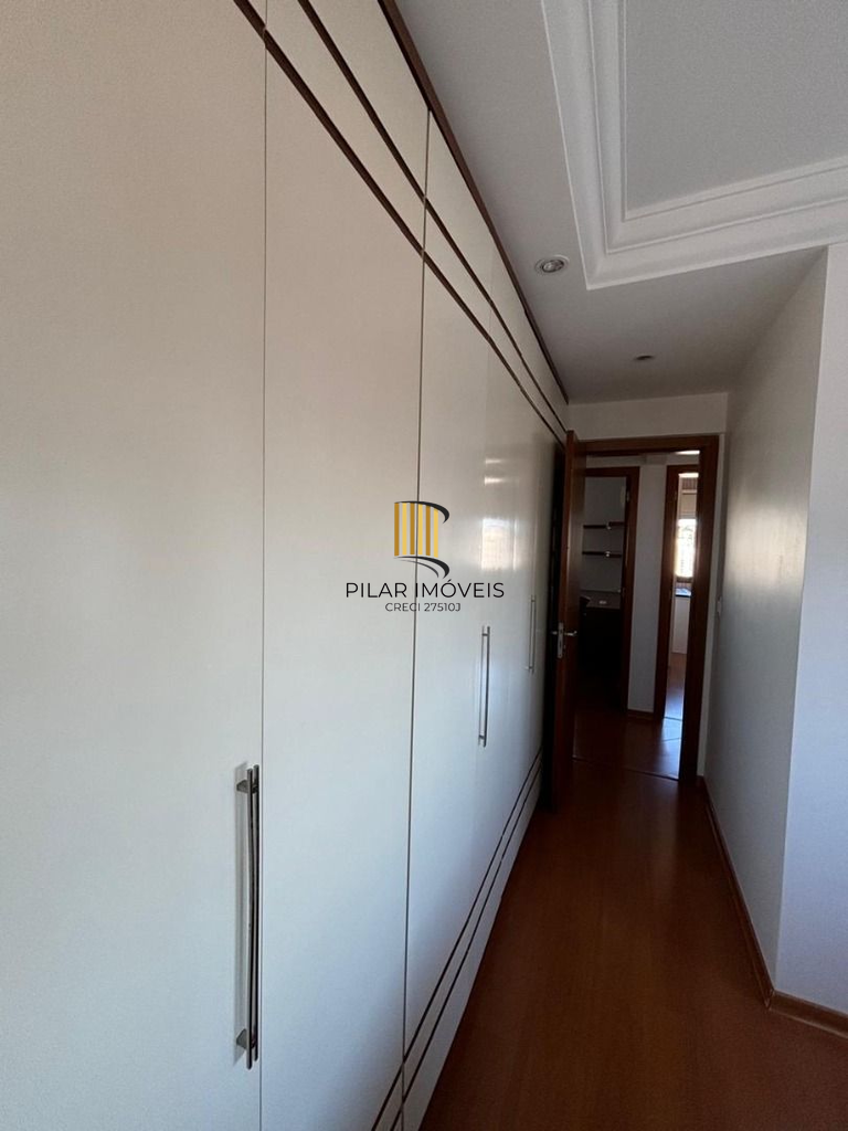 Apartamento 3 dormitórios no bairro Menino Deus